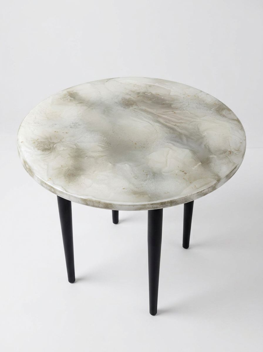 Table Lune nacrée en résine époxy